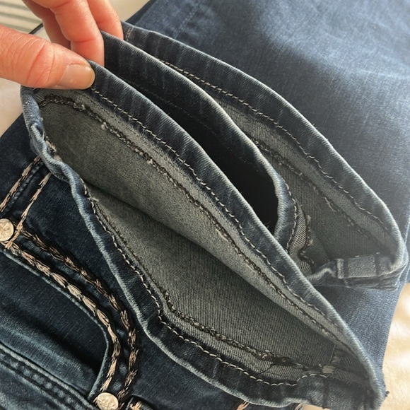 Miss Me Jeans with embellished pockets size 29 - Picture 12 of 12